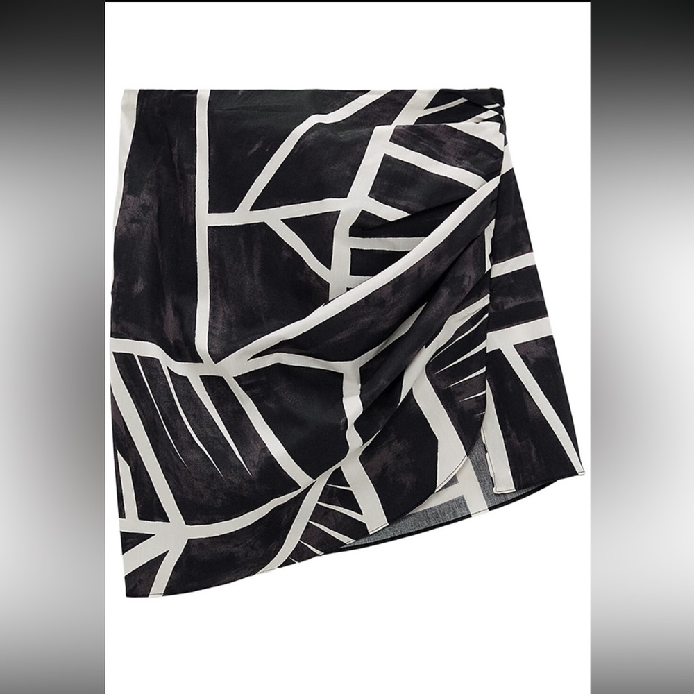 Printed Co-ord mini skirt and cropped shirt set - Picture 5 of 5